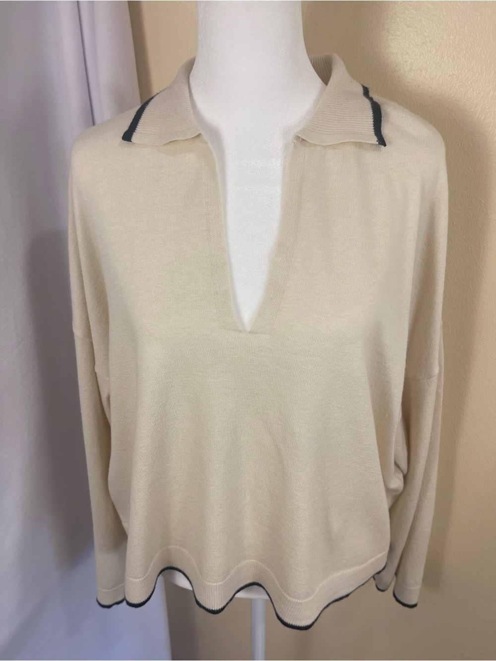 Max Studio Ivory Collared Knit Sweater L Boxy V Neck Coastal Old Money NWT